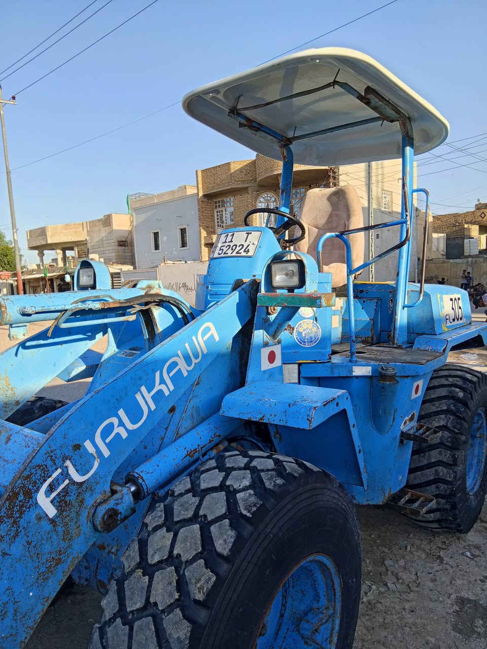 سلام عليكم شفل ياباني حجم 50 ناصريه مركز مكفول المكينه مامفتوحه رفع ودفع خير من الله  توير جدد كلشي شغال ***********
