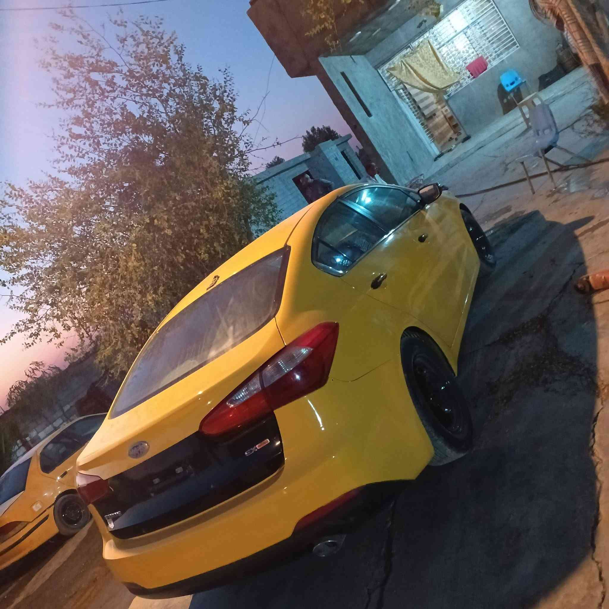 سلام عليكم كياه فورتي موديل 15بسمي وارد امريكي مكان بغداد السعر 105بيهه مجال ***********جاهزه
