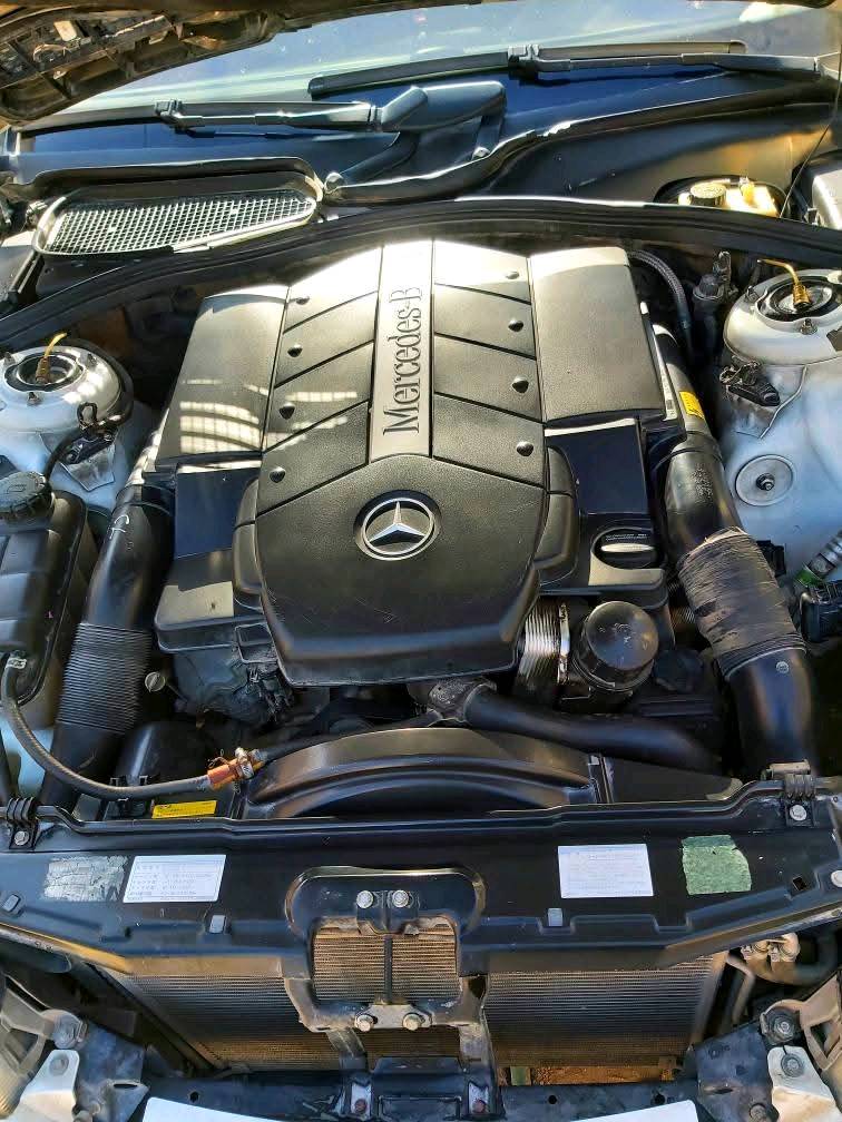 مرسيدس بنز S500 W220 – موديل 
 غواصه2001
رقم كركوك وكاله فقط السعر ٨٥ 
• الفئة: S500• الهيكل: W220• سنة الصنع: 2001• المحرك: V8• سعة المحرك: 5.0 لتر• القوة: 302 حصان• العزم: 460 نيوتن/متر• ناقل الحركة: أوتوماتيك 5 سرعات 5G-Tronic• نظام الدفع: خلفي• نظام التعليق: AIRMATIC• نظام الفرامل: ABS• نظام الثبات الإلكتروني: ESP• نظام مانع الانزلاق• مكيف أوتوماتيك• كراسي كهربائية
