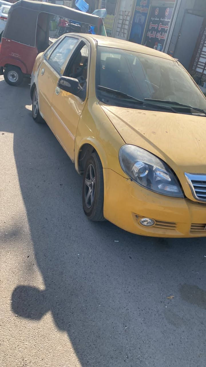 ليفان 520 كير ومكينه كورله بحاله جيده تخم تاير كهرباءيات شغاله بيها خياسات بل الدوس سياره شغاله وتمشي السعر 17 تلفون***********
