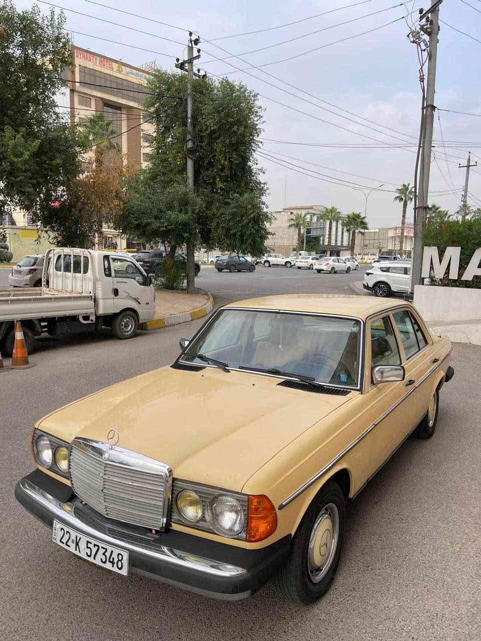 مرسيدس ٢٤٠ • ١٩٨٢ • اربيل