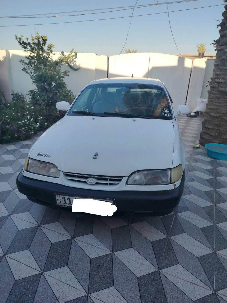 السلام عليكم
سوناتا 2 للبيع 
رقم بغداد  انكليزي
تبريد شغال 
لون ابيض بدون ضربه 
كير ومحرك خير من الله 
داخلها حلو ودوشمه جديده
رقمي بي واتساب 
***********
