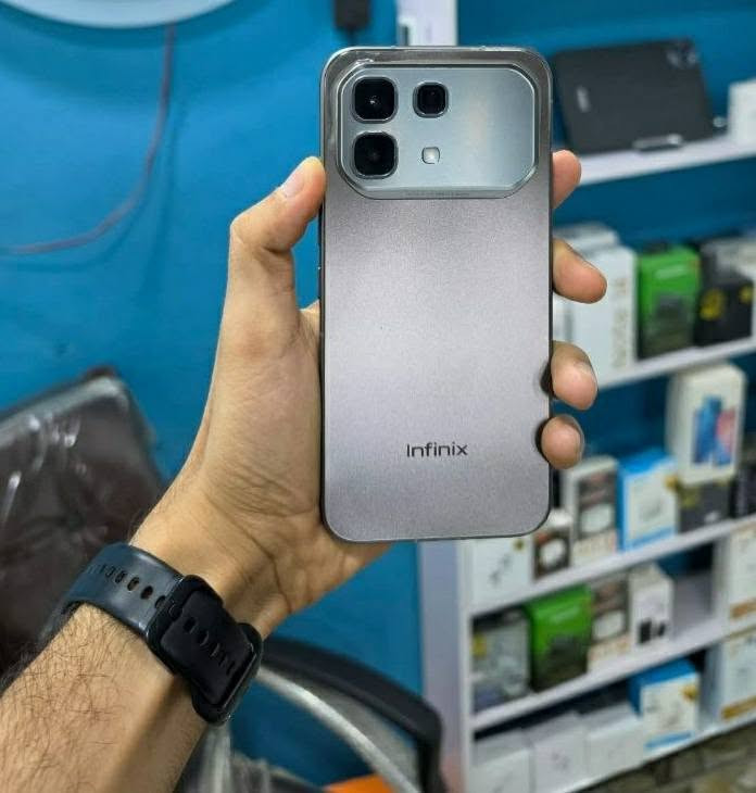 للبيع هاتف انفنكس نوت ٦٠ برو كامل الملحقات  الجهاز استعمال شهر  مكفول من كلشي متواجد خاص
