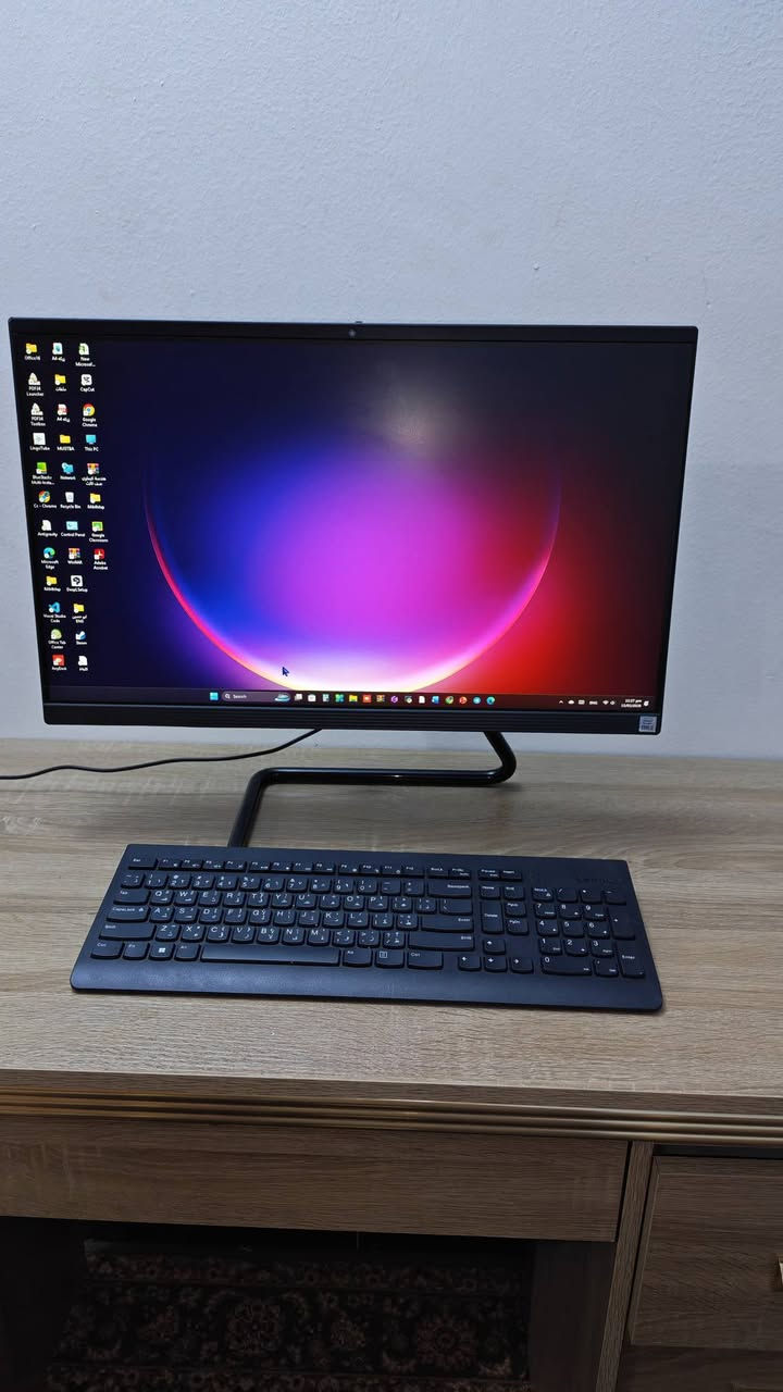 ​الموديل: Lenovo ThinkPad L440 (فئة الأعمال المتينة)
المعالج: Intel Core i5 (الجيل الرابع).
​الشاشة: قياس 14 بوصة (ضد الانعكاس، مريحة للعين).

​الهيكل: تصميم Military Spec (مقاوم للصدمات والظروف القاسية).
​الكيبورد: لوحة مفاتيح ثنك باد الأصلية. 
​المنافذ: يدعم USB 3.0، VGA، ومكان لقارئ الأقراص (DVD).
​الاستخدام: مثالي جداً للدراسة، العمل المكتبي، وأجهزة فحص السيارات.
............. 
.. 
كمبيوتر Lenovo All-in-One 
  مكتبي متكامل (All-in-One) من شركة Lenovo، الجهاز نظيف جداً ومناسب جداً للطلبة، وأصحاب الأعمال المكتبية. يتميز بتصميمه الذي يوفر مساحة كبيرة على المكتب (بدون "كيس" منفصل)
​المواصفات التقنية:
​المعالج: Intel Core i5-10210U (الجيل العاشر - سرعة ممتازة في فتح البرامج).
​الذاكرة (RAM): 8GB.

مع ذاكرة( 1TB) 

​الشاشة: عملاقة ومميزة 23.8 بوصة Full HD بدقة ووضوح عالي شاشة لونها طافي يعني ما تعكس

​النظام: Windows 11 Pro. 
​المميزات: كاميرا مدمجة، صوت نقي، واي فاي سريع، وتصميم عصري بحواف نحيفة.
​حالة الجهاز:
الجهاز نظيف جداً ويعمل بكفاءة عالية (شبه جديد). الجهاز يأتي مع الكيبورد والماوس الأصليين.

استخدامي لها على گد تقارير مال طالب هندسة
السعر 670 الف وبيها مجال قليل
الرقم 
للاستفسار.. بس واتس موجود
***********
