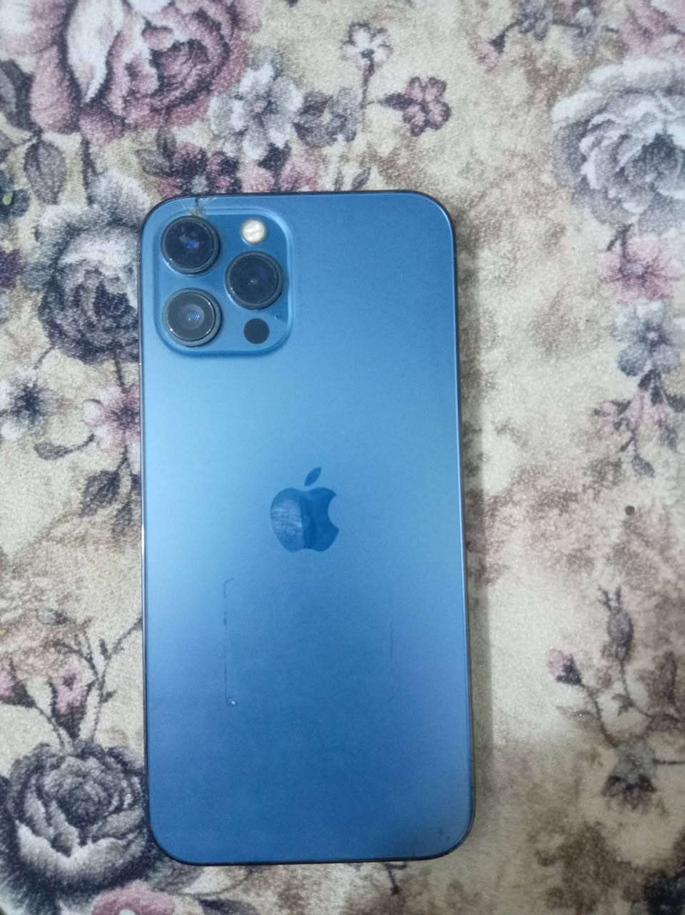 سلام عليكم ١٢ برو ماكس ما بدل لا شاشه ول بطاريه *********** مابي وستاب  فيس أيدي شغال  سعر ٣٦٠ بي مجال قليل المكان البياع
