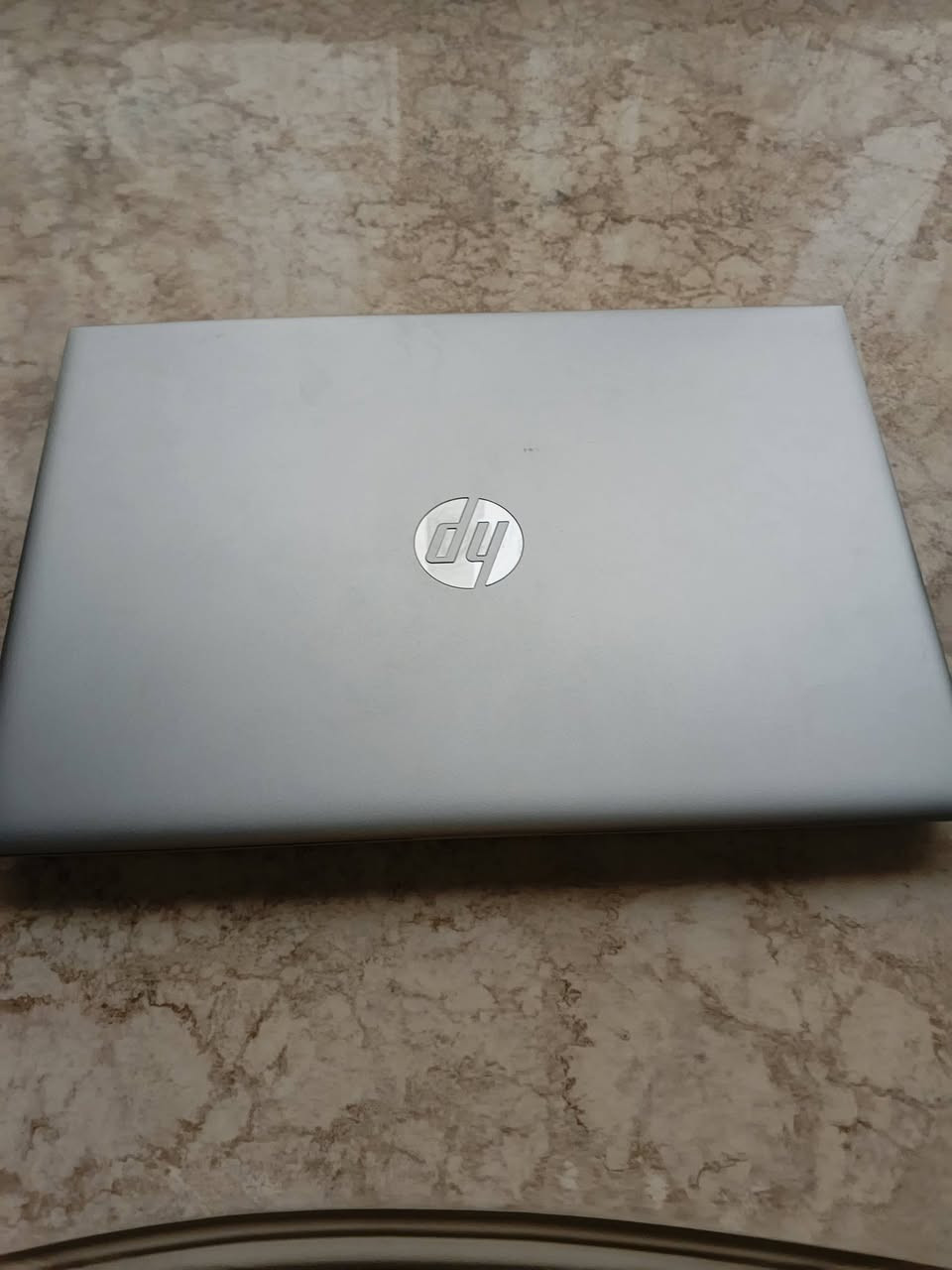 Hp probook G5
Core i 5
8th gen
Ssd 256
Ram 8 GB
14 full hd
نظافة 100% استعمال 3 أشهر فقط 
السعر 250 الف 
مكاني السماوة ***********
