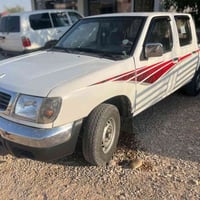 نيسان • ٢٠٠٢ • شوین کلار