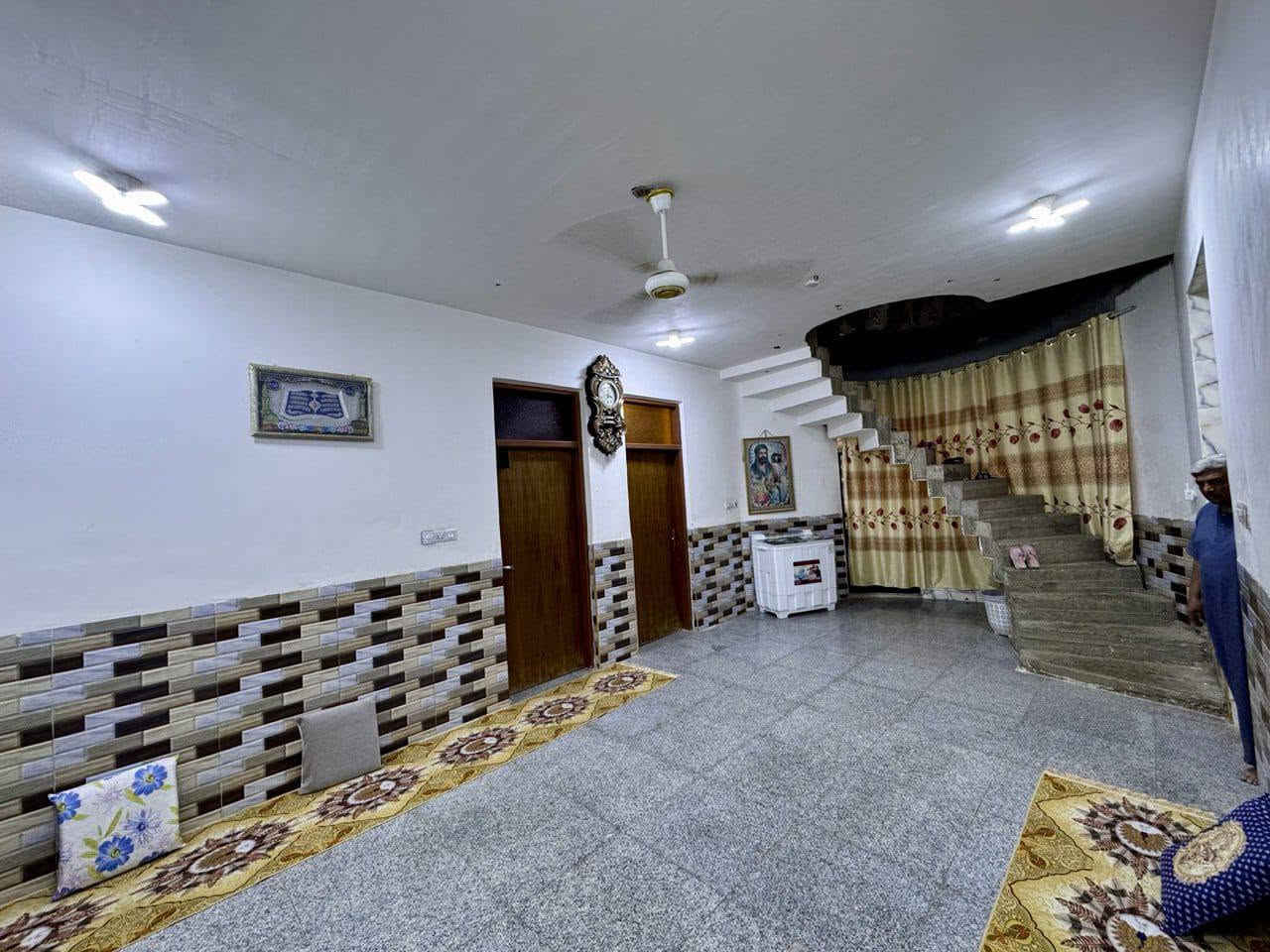 🏠 دار للبيع في الخاجية
📐 المساحة: 200 م²

📏 الواجهة: 10 م

📏 النزال: 20 م

📍 الموقع: الخاجية

🏡 المواصفات: بناء طابقين، خدمات متكاملة

💰 السعر: 235 مليون 

📞 للاستفسار:

***********
