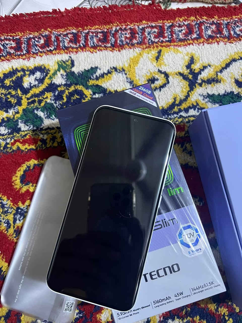 سلام عليكم جهاز TECNO POVA Slim 5G ذاكره 256جديد جهاز قبل يومين مشتغل خذيته ب425 رايده ب350 كلش نهايته جهاز كدامك جديد ب باكيت رقمي *********** مكاني ميسان مغربه
