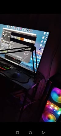 وبركاته  جهاز بيسي (PC) الجهاز أمانه الله ورسوله نظيف كلش وحرارته بالأ...