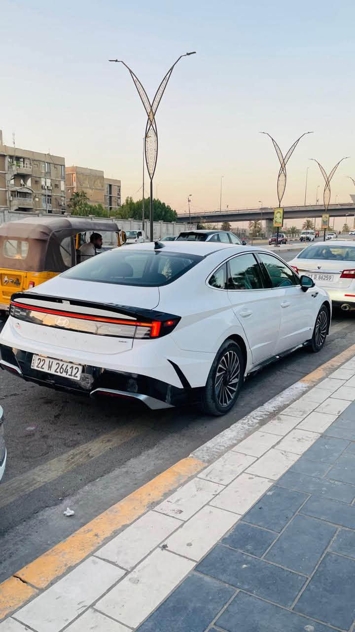 الاقتصاديه والمرغوبه وتحل ازمه البانزين
السلام عليكم سوناتا هايبرد بمحرك 2000الاقتصادي ولمرغوب السياره حادثه بنيد وحافه الجاملغ مبدل بنيد اصلي واكو كسر بل شاشه رقم اربيل بسمي تحويل ثاني يوم مكاني بغداد السياره بيه نواقص خفيفه بسعر كلش رخيصه اتصل وبل خدمه ***********
