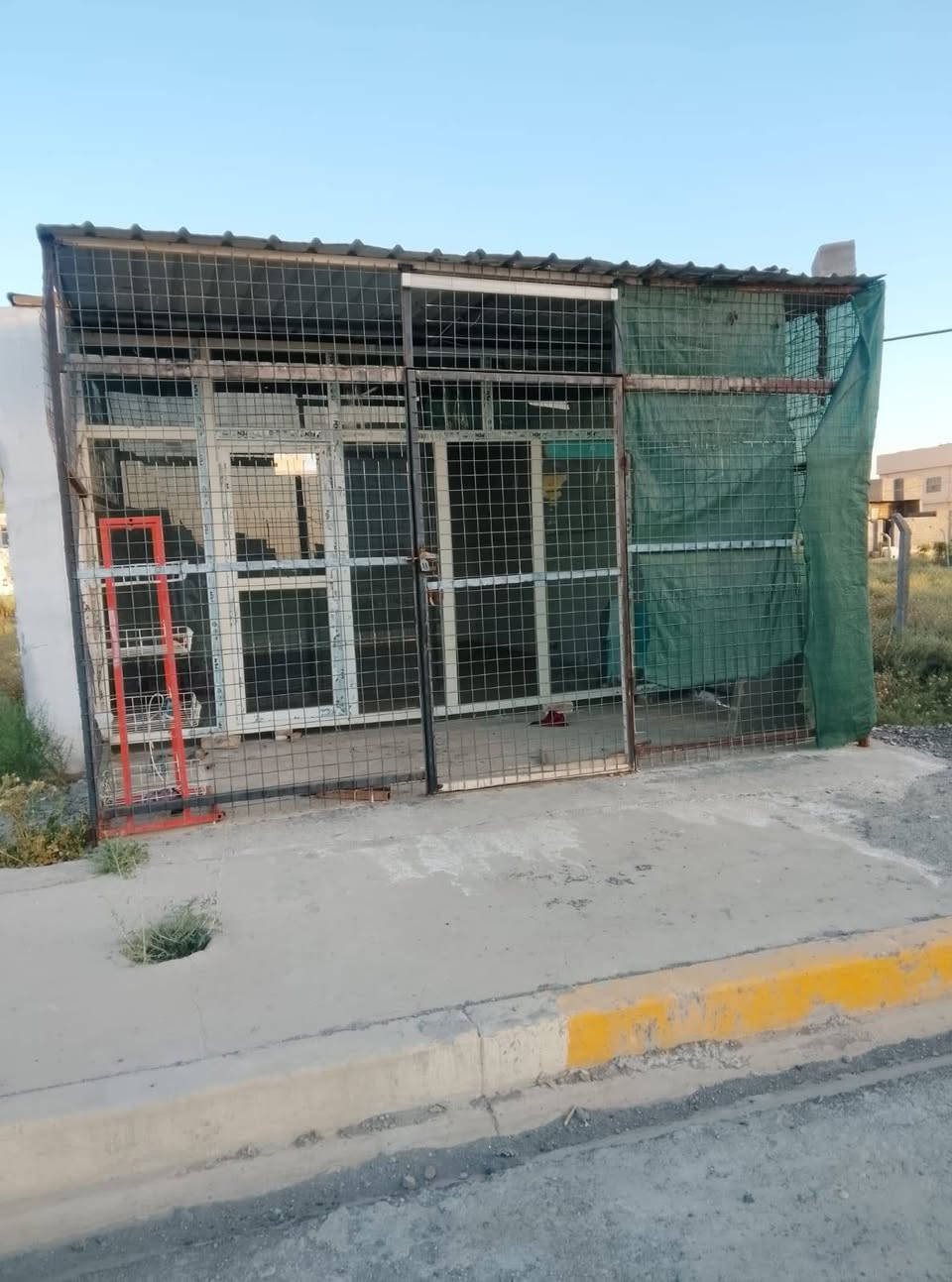 محل للبيع
العنوان  شهربان حي العباس
 بنص المنطقة بالساحه
الارض مجازة من البلدية رسمي كل 5 سنوات تدفع 150
قرب الاسواق مدرسة في المستقبل وموقع ممتاز

المساحة 7 × 6 والقفص الخارجي 2 × 6

السعر ( 5 مليون ) وبي مجال

الاستفسار ***********
