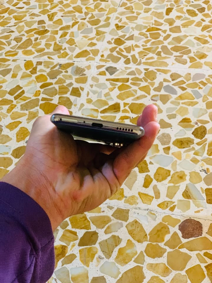 Tecno Camon 40 Pro 5G
بسعر 375 وبي مجال قليل

الذاكرة 256GB

الرام 12+12

المعالج Dimensity 7300 Ultra

ينطيك 90 فريم بالببجي 

تردد الشاشة 144Hz 

كاميرا 50MP

بصمة بالشاشة 

بطارية 5200mAh

جهاز كلش حلو ونظيف 
المكان موصل ايمن

***********رقمي اتصال موجود 
نضافه 100 ‎%‎
