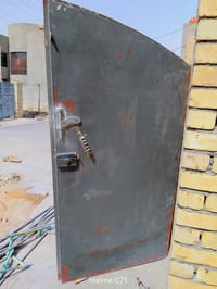 باب خارجي • حالة جيدة