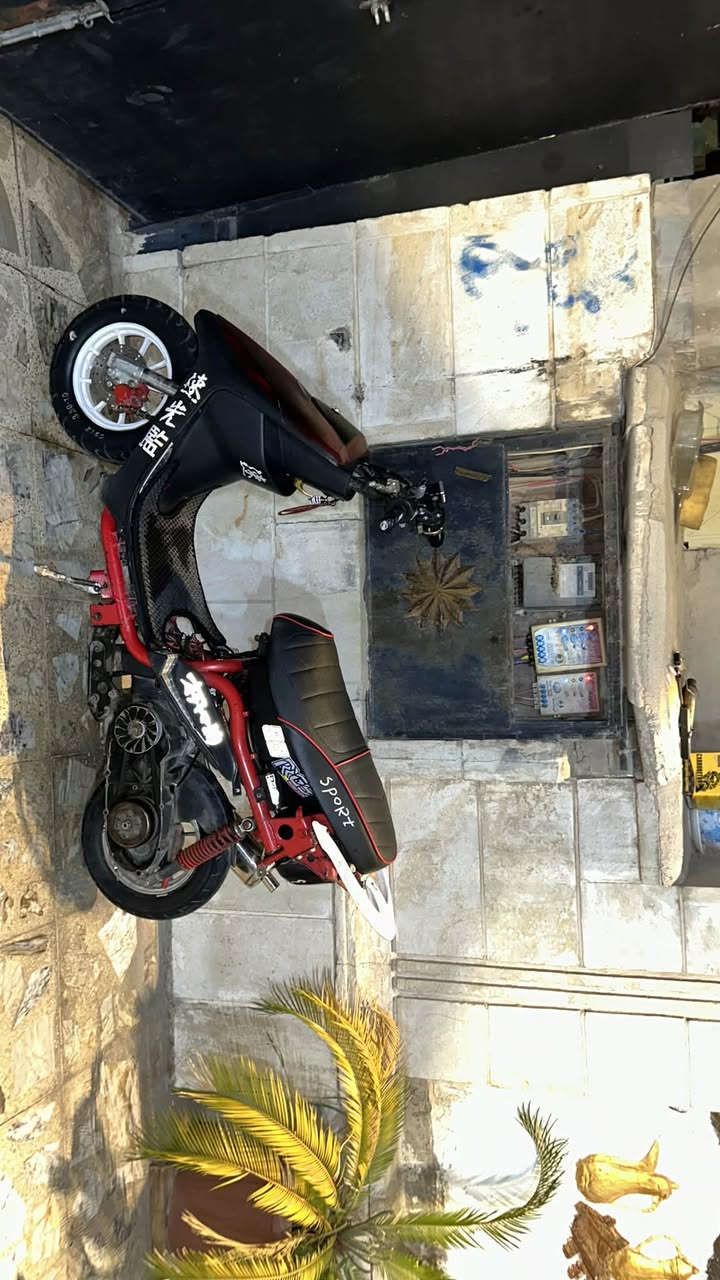 اهل التعليك هاي الدراجه خاصه الكم لليعلك مكينته صاروخ شلعته تعليك ب500وبيه مجال بغداد الغزاليه
***********
