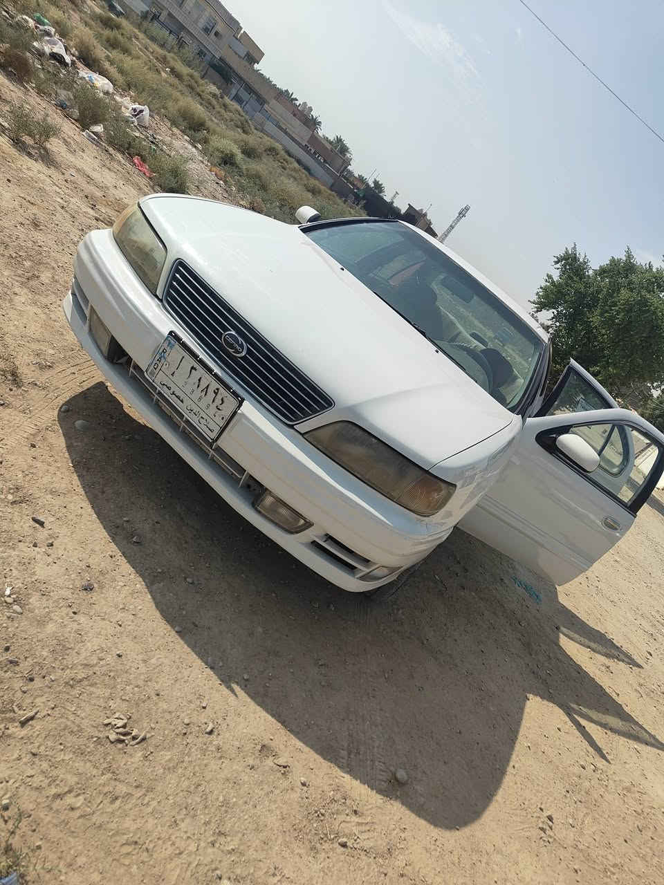 نيسان مكسميا • موديل ٩٨ • مكفولة