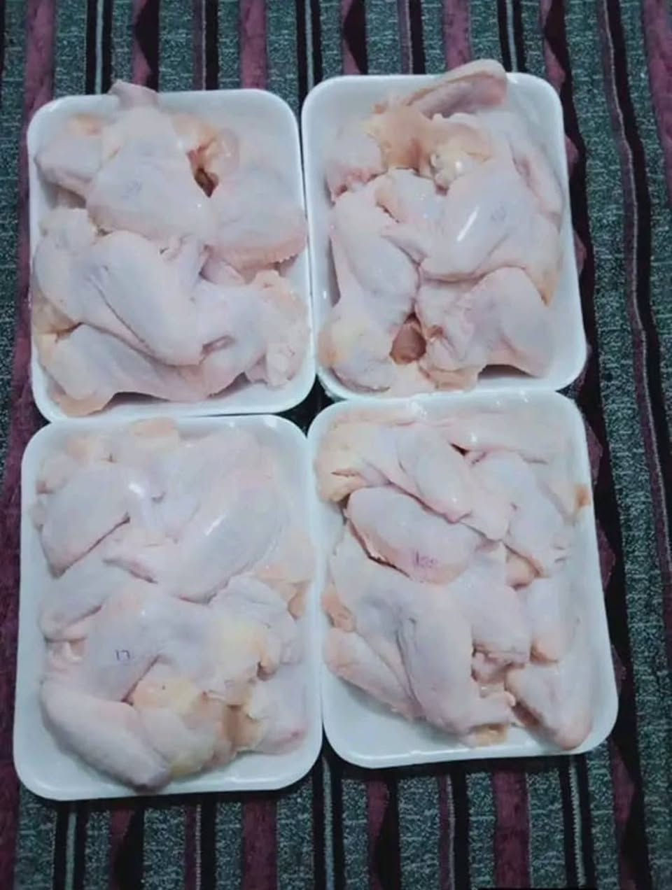 دجاج طازج • توصيل مجاني • تقطيع حسب الطلب