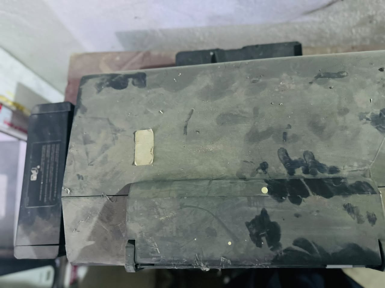 طابعه للبيع ابسون L805 سعر 300
وطابعه hp سعر 400
وجهاز ليزر 30سم * 20 سم 40واط 101 سعر 500
مقص ورق كهربائي 450V سعر500
ويوجد طابعه مال تشيرتات او دريسات مكبس حراري 6*1 سعر
100
وCNC 250/4.5*130 W سعر 35 ورق
الرقم ***********
العنوان كربلاء طويريج
ثا
