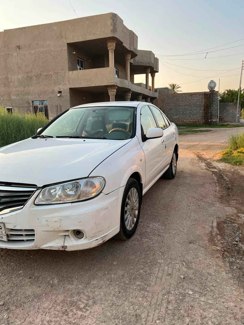 السلام عليكم سني 2010 محرك اسود السياره بيها قطعيتن ع بارد بنيد و صندگ گير اوتماتيك للبيع او مراوس ***********
