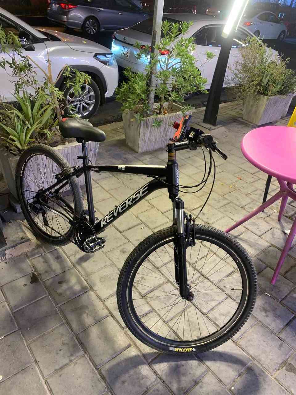 بايسكل Reverse m26 جبلي كوري
كلشي شغال 100%
بريكات
گير خلفي سبع نمر
گير بايدر  3 نمر
لايت امامي شحن تايب سي
لايت رماش خلفي شحن تايب سي

السعر: 160 الف
سعر الجديد من الشركة موضح بالصورة

واتساب: ***********

