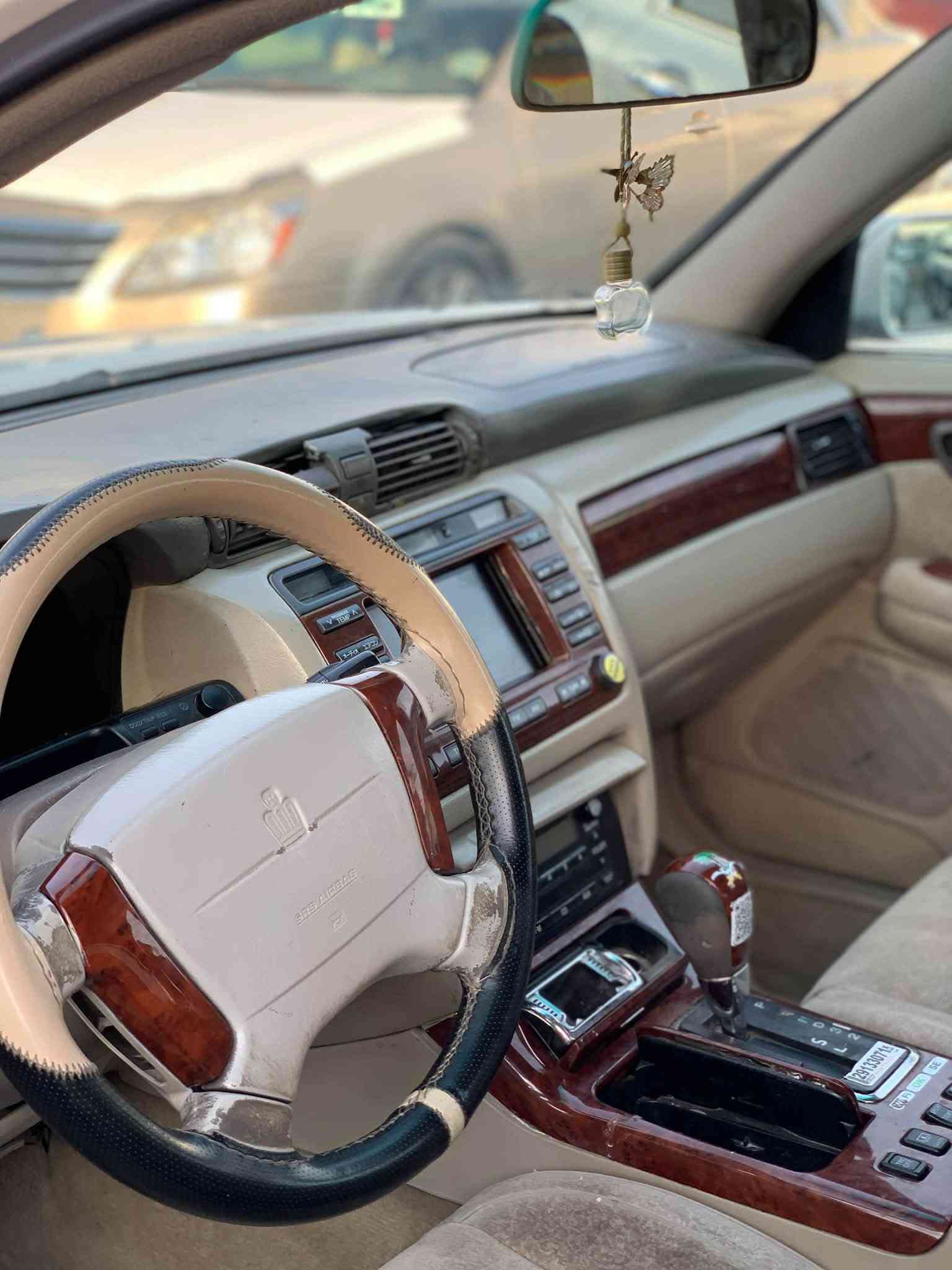 🚗✨

🚙 سەرەتا بەناوی خوای گەورە
مەلیکە بڕاوە بڕاوە - D4 گەورە

✅ بێ دەعم
✅ بێ لێدراو - کەڤەر و شاسی بە شەرت
✅ کۆدی هەیە - 4 دوگمە
✅ پێش و دوا کریستاڵ
✅ ناو زەرد
✅ بۆ 250 مەسروف مەگەرێ

💰 نرخ: 34$ مەجالی برایانە

📞 ***********
📍 پیشانگای گەڵا
