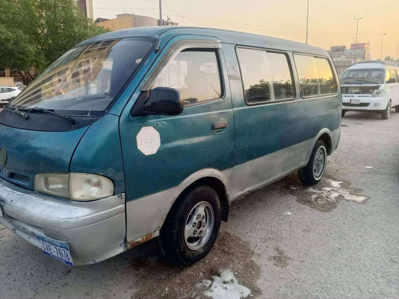 سيارة كيا بريجو موديل 1997
سنوية ضايعة 
كير مكينة اكسنت كفالة 
السعر 20 ورقة بيع بدون راعي 
للتوصل ***********

