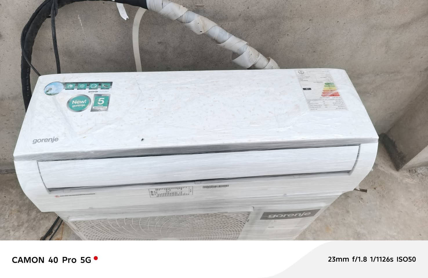 للبيع سبلت 1طن ونص حجم كبير نضيف حيل كامل غاز بواري كلو جاهز السعر 300 بيه مجال ***********
