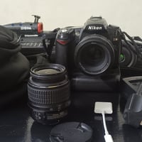 نيكون D90 • عدسة ٥٠مم • فتحة ١٫٨