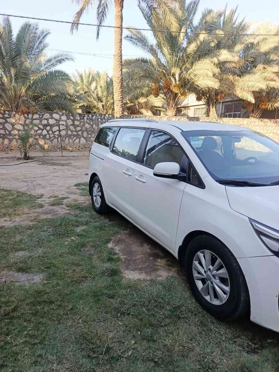السلام عليكم كيا كرنفال اجره رقم بغداد باسمي تحويل مباشر موديل 2018 مصفره من كلشي مكانها كربلاء طويريج ***********
