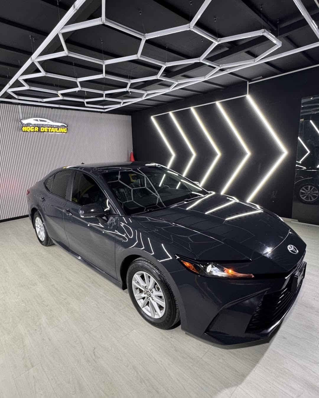 TOYOTA CAMRY  2025 

هایبرد    Haybid 

رەنگی  تریندی چیمەنتۆی موسەفات le

لایت  لید زینۆن -شاشە کامیرە- رادارپیشودوا راداری ئاوینە لاتەنیشت
کوشن کارەبای تەبرید مەرکەزی چەند موسەفاتیکی تر

مەکینە ٢،٥ هایبرد

پێش و پشتی کەپس تەنها ٢دەرگای بۆیاخە

ئیرباگ تەنها شان سیستەم کراوە 

ژمارە کاتی ٣ مانگ رەقەم کاتی لەگەڵە

4T1DAACK7SU539062 رەقەم شانسی

*********** 📱
#toyota86 #camry #2025 #کامری #هایبرد #تۆیۆتا_عێراق #تۆیۆتا
