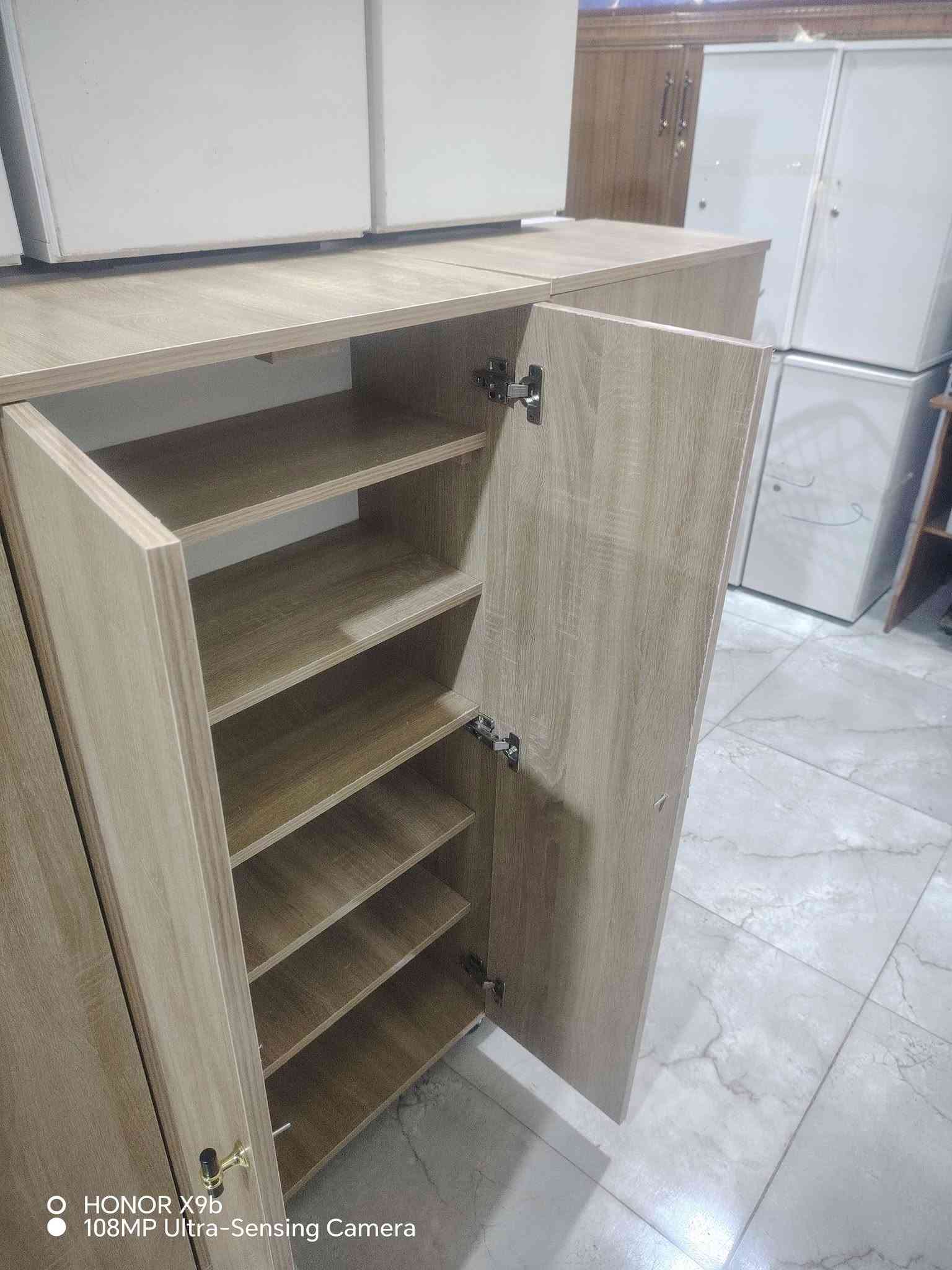 ميز تواليت • مستعمل • ديالى بلدروز