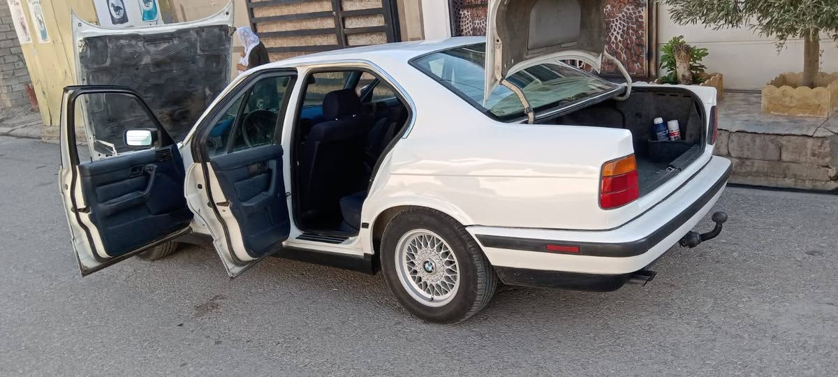 بئیم مودیل 1991 سیاریکی زۆر خاوێنە سنویە فحس هەزا نوێە دعامی لو دعامی بشرت شوین هەولێر سیاریکی هەموی لەسر شریکە ماوتەوە رقم تلفیون *********** أربيل, العراق

