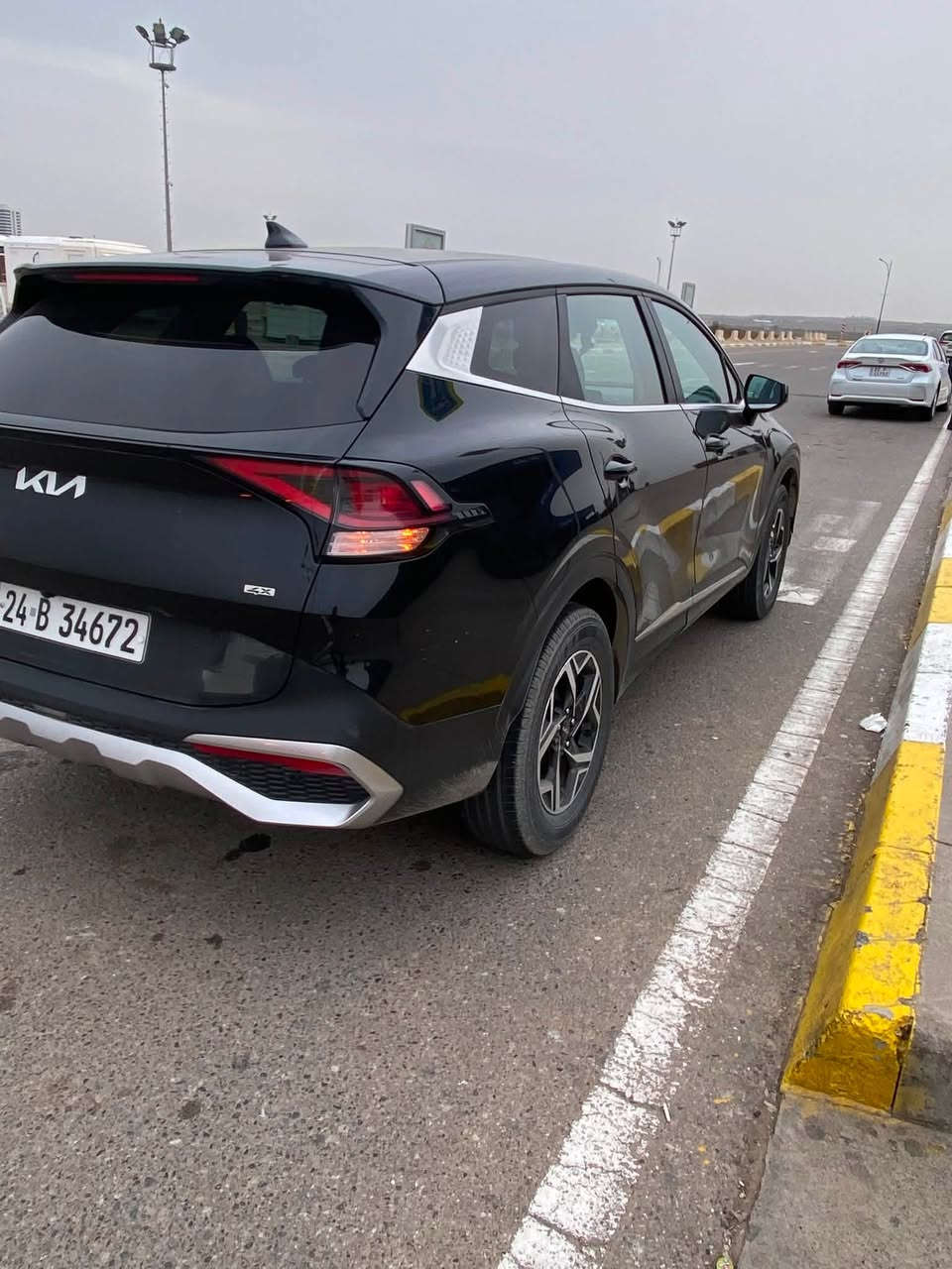 سبورتج امريكي ٢٠٢٣
كلين ولا برغي مفتوح بيها شبر فقط خشم البنيد
السعر ١٨٢ 
عنوان موصل
70 ml ماشي
***********
