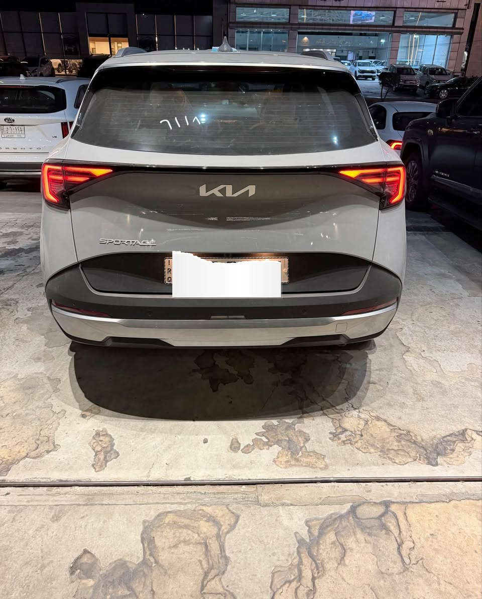 كيا سبورتج زيرو
( مرقم لوحة وسنوية بغداد ) باسمي تحويل ثاني يوم

موديل ٢٠٢٧
ضمان ٥ سنوات 

🔴لون اسمنتي المميز سموك 

🔴كشنات جلد ابيض وستيرن جلد ابيض 
🔴كراسي كهرباء عدد ٢ 
🔴تدفئة كشنات 
🔴تبريد كشنات 
🔴جنطة كهرباء 
🔴بصمة 
🔴كامرة 
🔴اوتو هولد 
🔴سايد بريك كهرباء 
🔴ويل كب حجم ١٩ 
🔴قمارة حديد 
🔴شفتات ستيرن 
🔴جام اوتو كهرباء

وباقي مواصفات معروفة 🚘

للاتصال / ***********
