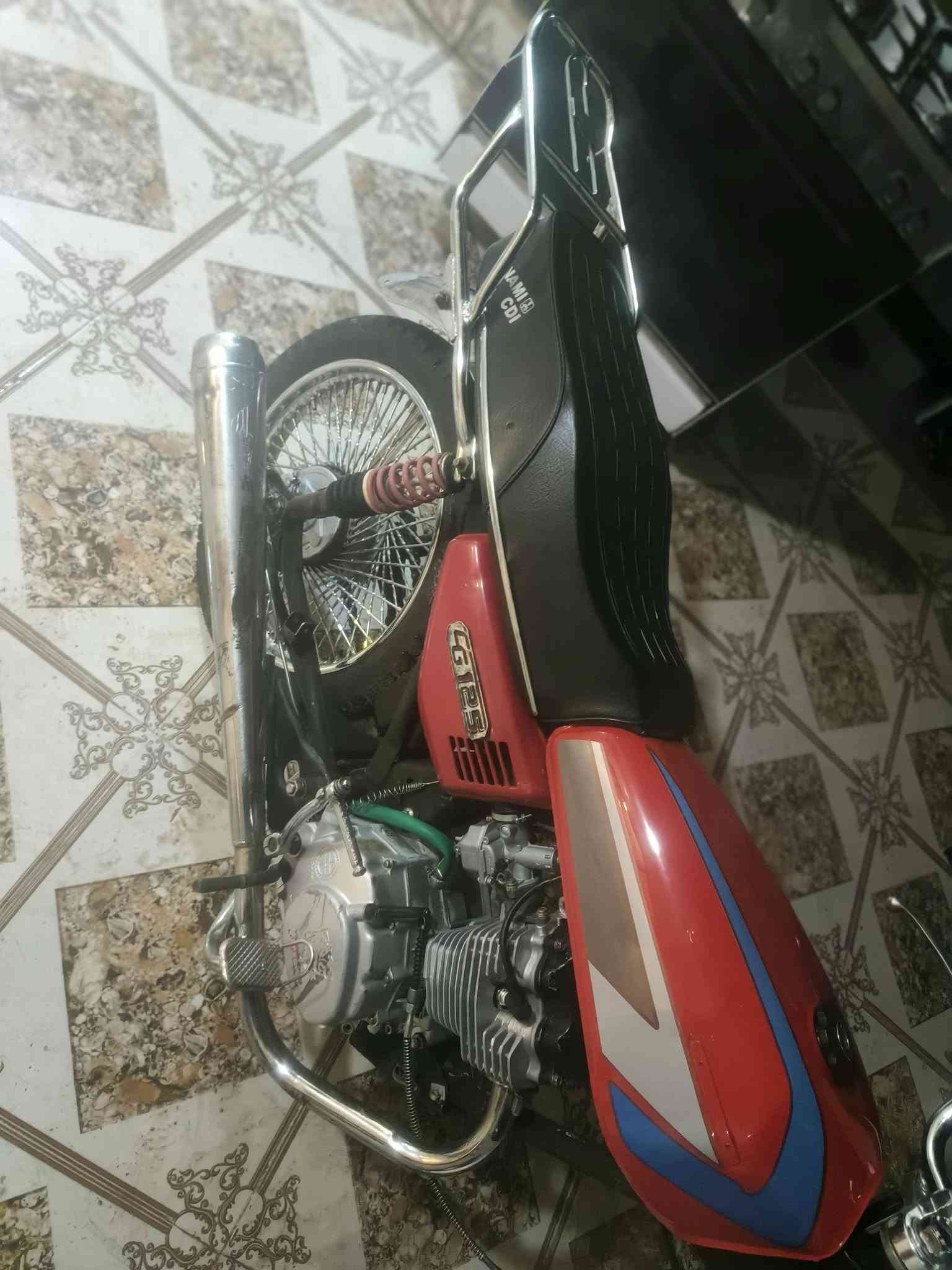 متاح دراجه موديل ١٩ محرك شرط اخرس لاصرف لابخار دراجه مرتبه وحلوا كشن وتانكي جديد سيبايه جديده وياله جدد نضاف تايرات جدد نشاط فول مال شغل
متاح دراجه موديل ١٩ محرك شرط اخرس لاصرف لابخار دراجه مرتبه وحلوا كشن وتانكي جديد سيبايه جديده وياله جدد نضاف تايرات جدد نشاط فول مال شغل ب ٢٧٠ وبيها مجال
