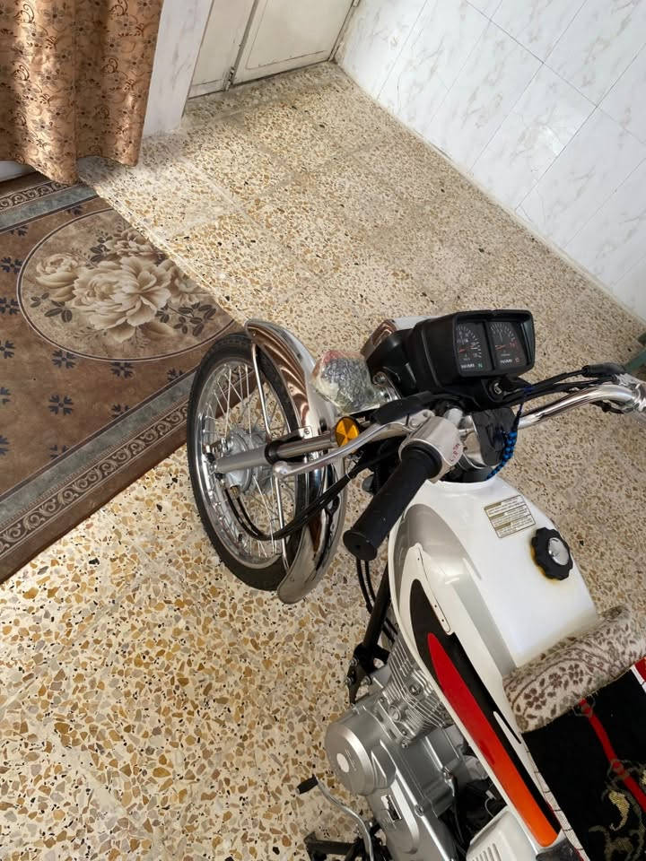 السلام عليكم ...🤍... نامه  متياز مديل 2027شبه شلامجه  اوراق صارله شهر من طالعه من المعرض جاهزه دراجه مكفوله كفاله عامه  العنوان كربلاء المقدسه قرب مستشفى الكفيل رقم {***********} السعر 750 وبيه مجال …🤍...✨
