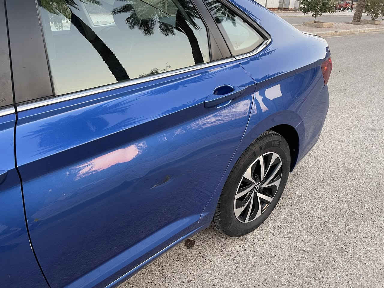 Jetta s 2023  صور الحادث بالمنشور فقط بنيد مبدل 
رقم ديالى 
للبيع ب 135 وبيها مجال 
***********:
واتساب. او اتصال
