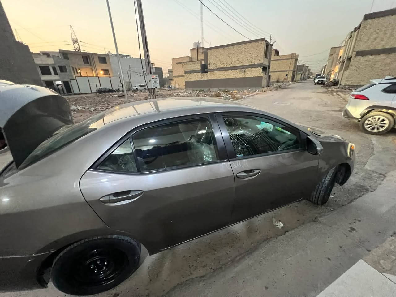 السلا عليكم كورلا ٢٠١٨. السيارة تبريد بيانو  بيه ٣قطع صبغ العنوان بغداد  للاتصال على رقم *********** السعر ١٨مليون وبيه مجال

