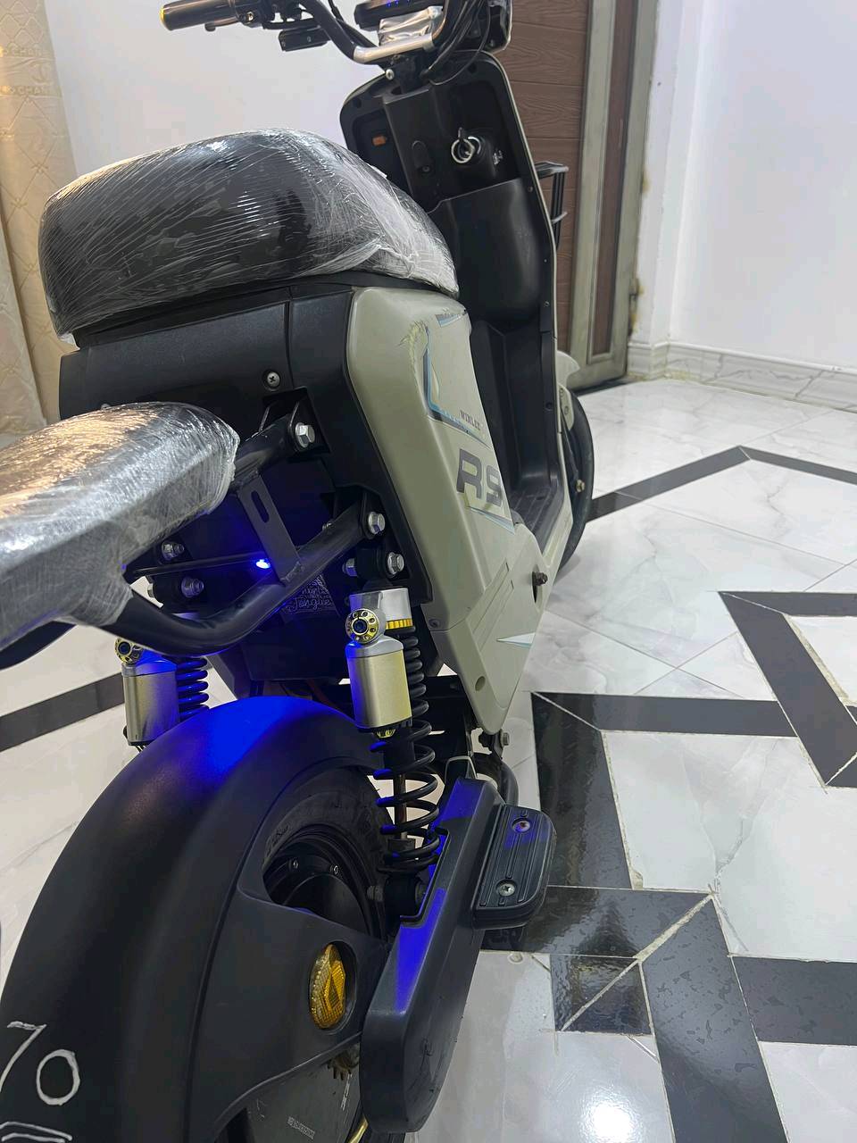 R9 • ٢٠٢٦ • بصمة تشغيل