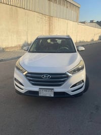 توسان • ٢٠١٦ • ماشيه ١٢٠٠٠٠