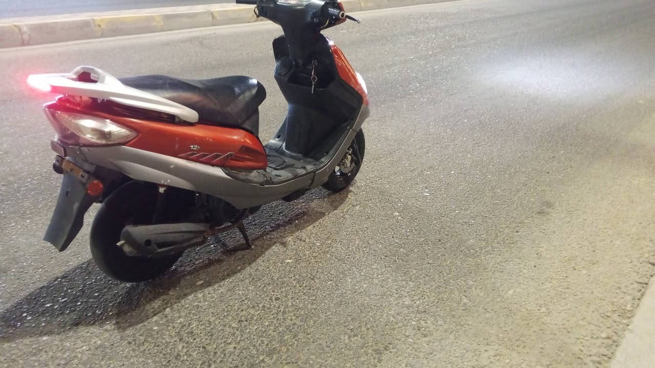 السلام عليكم 
❗اخوان للبيع دراجه  سايم ابو عيون 
دراجه مكينتها ناعمه حيل تراي الدراجه كلش حلو
❗دراجه  مثل نضافه الصور وانضف  دراجه نقص برغي مابيها ومرتبه
❕دراجه جاهزه للشارع دهن جديد فلتر شوته جديده تخم تاير امامي خلفي دسكات بريك امامي خلفي يعني شغل واطلع
❗سعر الدراجه جوة السوك (600 )وبيها مجال
للستفسار: *********** واتساب او مراسلة الصفحة
