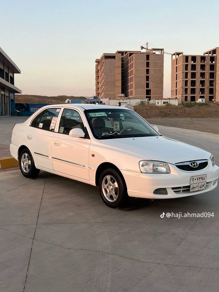 هيونداي فيرنا موديل 2011 كير أوتو رقم اربيل السيارة فقط بارد بارد جاملغ امامي شبر مكفولة من الصبغ  صدر جيد جدا تايرات جيد جدا باتري جديد كهربائيات كله شغالة على البلاد سنتر لوك شغال تبريد شغال لأكن اكو ظعف بلكمريسر تريد تحويل او وكالة رقم قديم سنوية منتهية معاملة تكلف 300الف مع الرقم الجديد 
السعر 77ورقة مكان السيارة بغداد قرب تقاطع درويش
تلفون*********** بغداد, العراق
