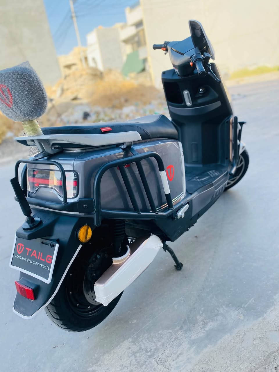 درجة كهربائية • جديد • شاحن