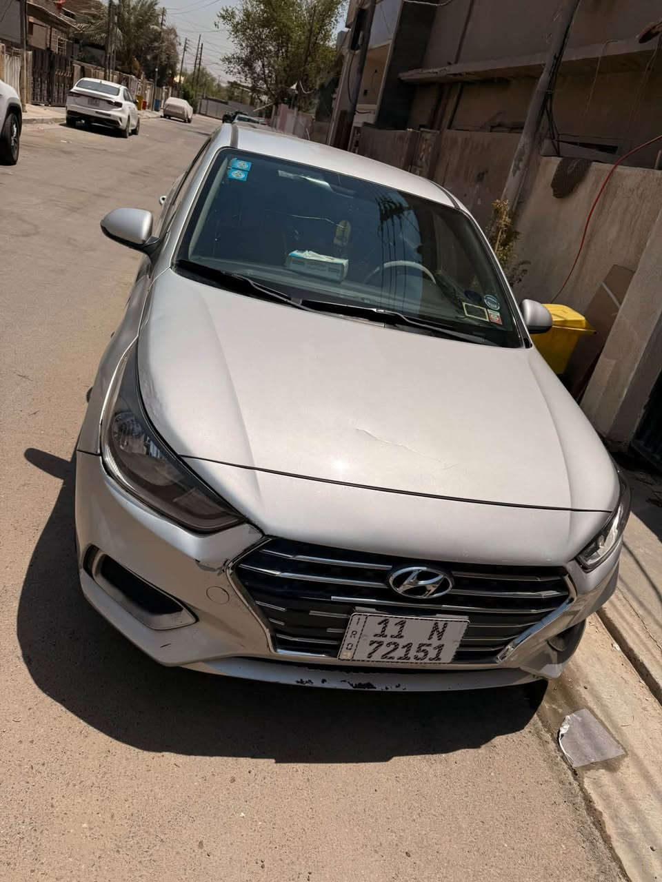 للبيع | هيونداي أكسنت 2019

✨ المواصفات:
✅ محرك 1600 سي سي
✅ جير أوتوماتيك مع تبديل يدوي (+ / −)
✅ ممشى أقل من 44 ألف ميل
✅ اقتصادية بالوقود
✅ تبريد بحالة ممتازة
✅ شاشة أندرويد مع بلوتوث
✅ كاميرا خلفية
✅ داش كام أمامية وخلفية هدية ويا السيارة
✅ تحكم من الستيرن
✅ مثبت سرعة
✅ سنتر لوك
✅ قفل أبواب أوتوماتيكي أثناء القيادة
✅ مقاعد مدرشمة جلد
✅ السيارة محافظين عليها واستخدامها نظيف

🟧ملاحظة مهمة // السيارة هزة وسنوية جديدة قيل كم شهر طلعتها والرقم بغداد. والارقام بشكلها الحديد مو القديم والسنوية باسم صاحب السيارة الحالي يعني كلشي جاهز💁🏼‍♀️

🔹 الضربة موضحة بالصور، والبيع بحالتها الحالية.

💰 السعر: 118 ورقة
📩 للاستفسار التواصل خاص او على الرقم التالي ***********
قابل للتفاوض بالمعقول، والبيع للجادين فقط
