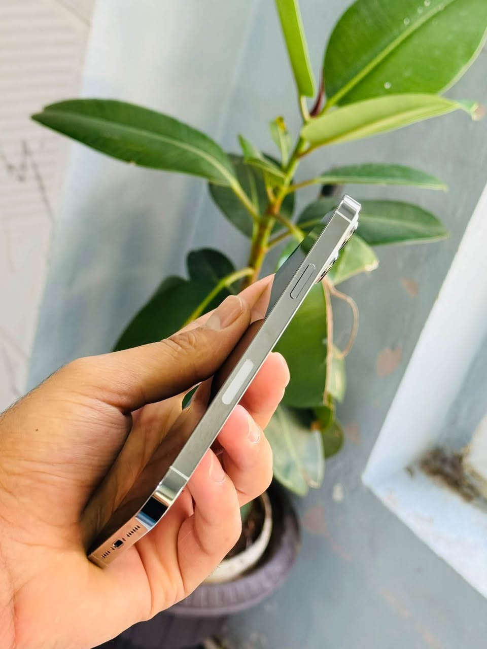 iPhone 13 pro max
ذاكره 128 
بطاريه 87
نموذج m
تك سيمكرت
جهاز كله نورمال شرط حاسبه
بدون خلل كله شغال شرط
***********
