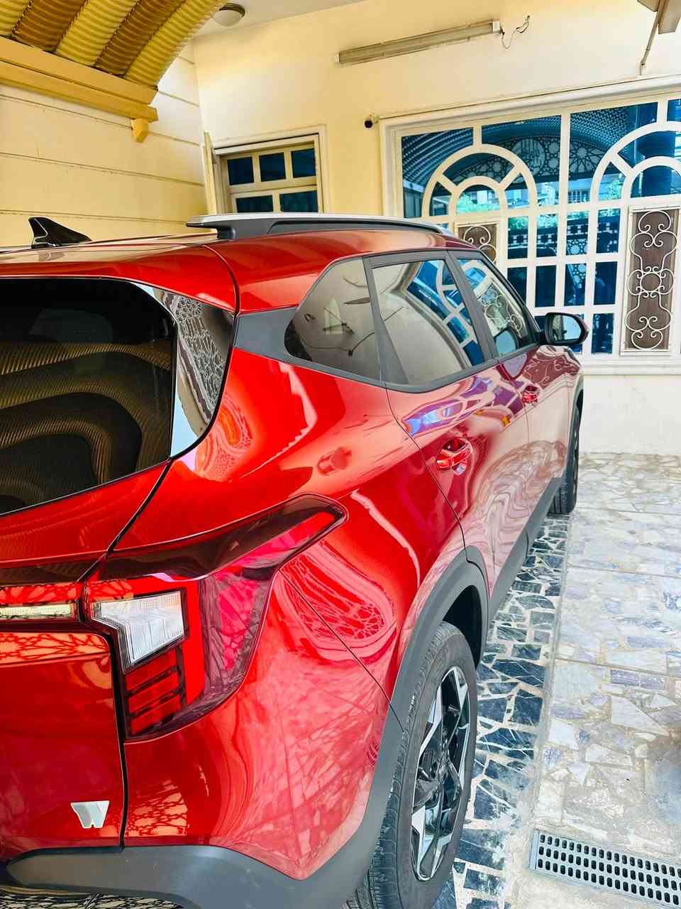 السلام عليكم
كيا سيلتوس موديل 2025 وارد امريكي

ماشية سياره 3000 

مواصفات سياره

بصمة تشغيل عن بعد 

 شاشة متصلة فول تحكم

رادارت امامي خلفي 

توقف ذاتي 

تحكم ستيرن

تحديد مسار 

تبريد قطعتين

كامره خلفية 

اشاير مري

نضام نزول منحدرات

كشنات جلد مخمل 

نوع محرك 2000 دوش مرغوب

حادث سياره باب وجاملغ و راجع على بارد يعني سياره بدون صبغ سياره بدون ارباك 

صور حادث مرفقة معة صور 
سياره بدون رقم تترقم جميع محفظات

مكان سياره بغداد بلديات 

الاستفسار اكثر على سياره

رقم ***********
