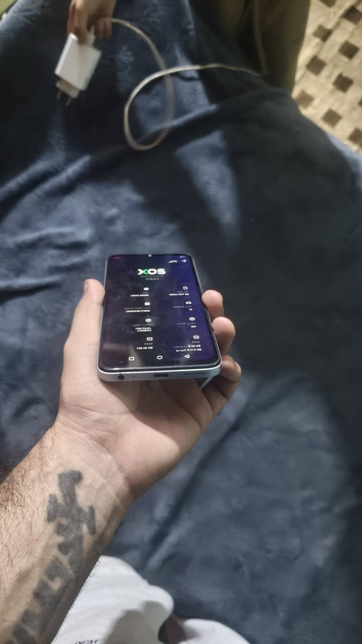 السلام عليكم انفنكس هوت 30i جهاز نضيف كلش ذاكره 128 خطين اتصال العشوايه 16 سعره 110 وبي مجال بسيط مكاني بغداد مدينه الصدر رقمي ‏‪***********‬‏
