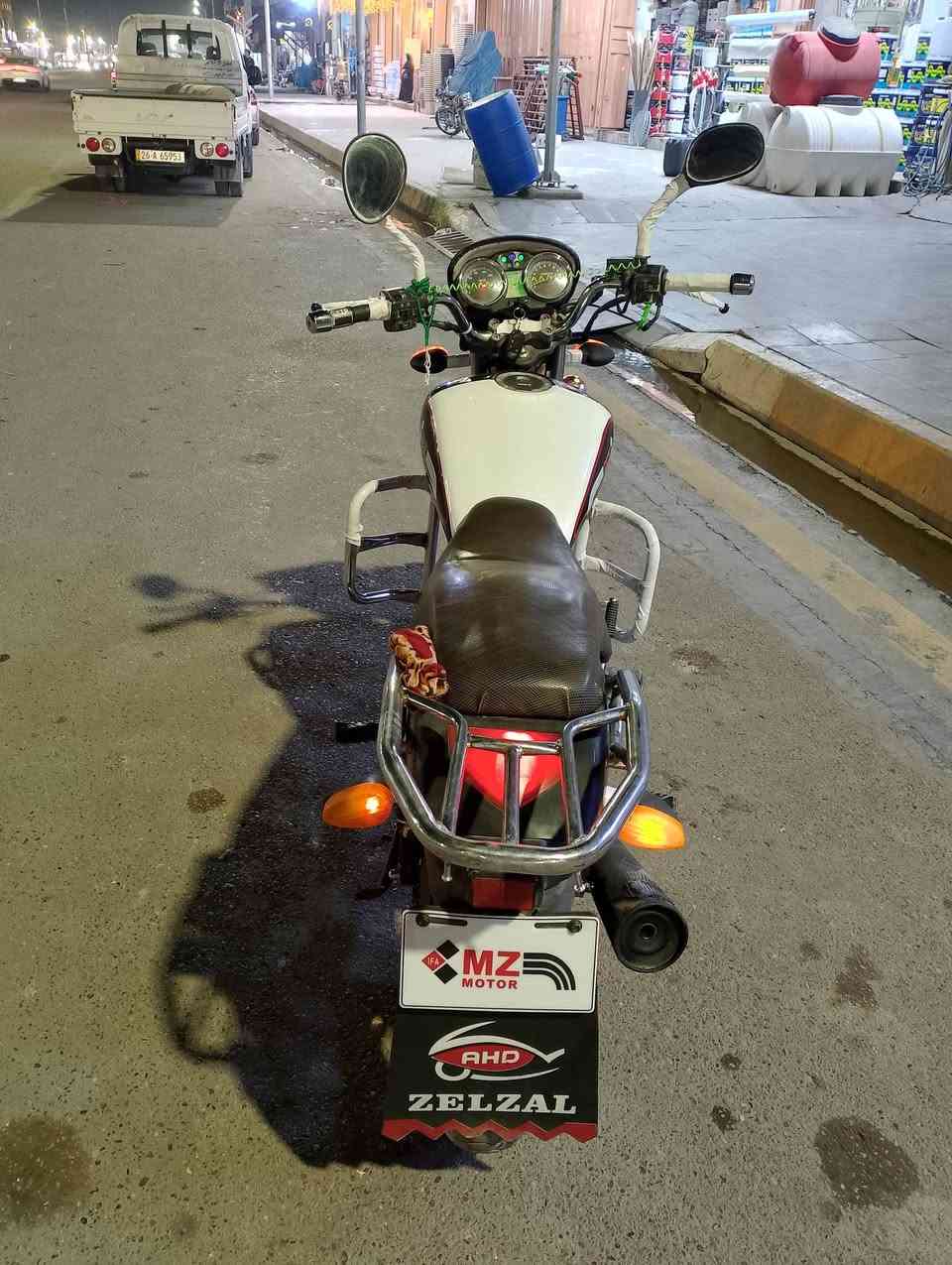 ام زد ناصي • ٢٠٠ • ٢٠١٦