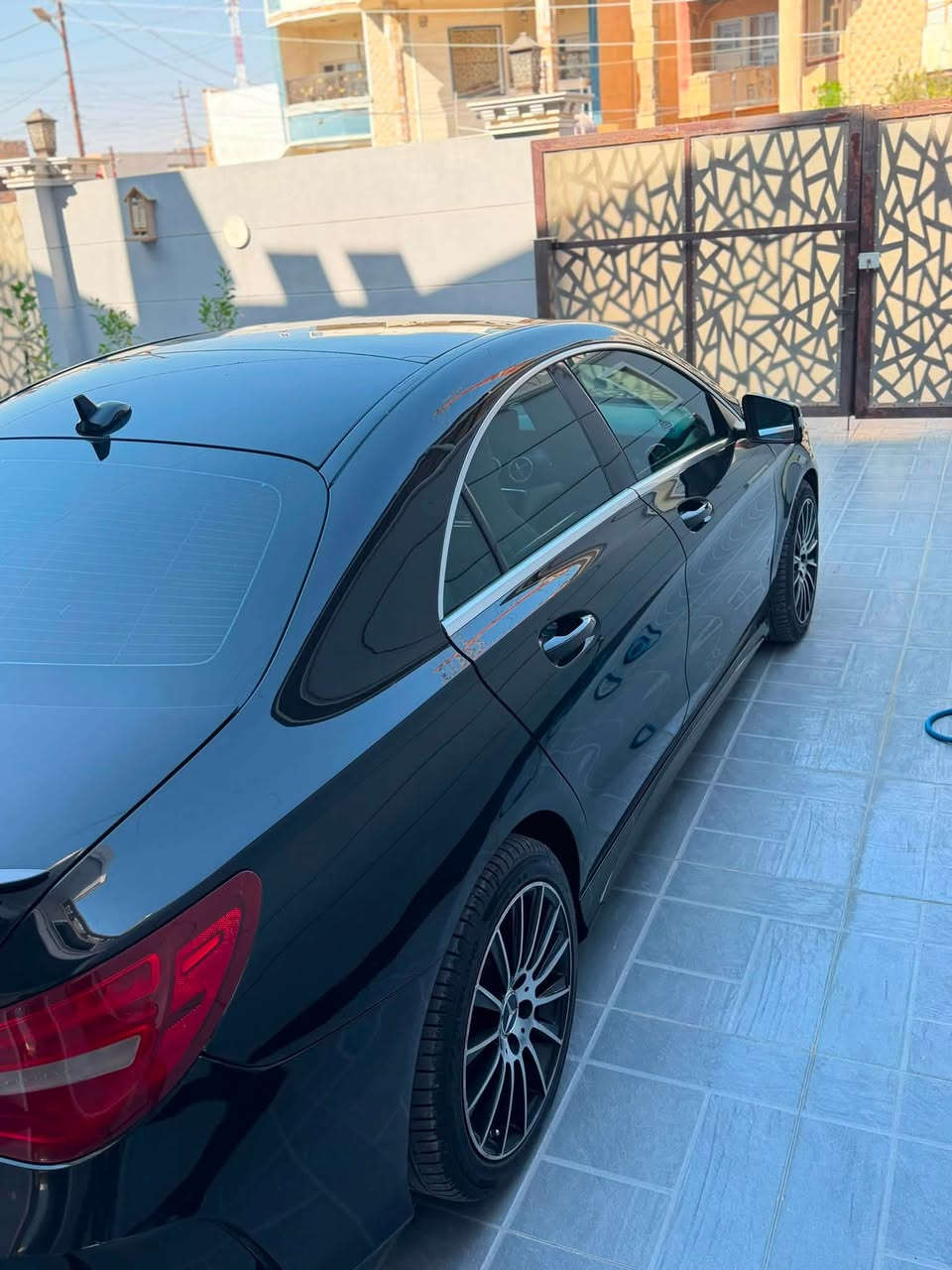 Mercedes-Benz CLA250 2018
بيع او مراوس حسب القناعة
السعر مناسب جداً
وارد المانـي
بدون صبـغ فقط تبديل قطعتين بلادي
والسيارة منزل سوناره وتقريره بالمنشور
مواصفاته فول
إضاءة داخلية محيطية (Ambient Lighting)
Apple CarPlay - Android Auto
Sport / Comfort / Eco
نظام النقطة العمياء (Blind Spot Assist)
مقاعد جلد كاملة
سقف بانورامـا
محرك وكير كفالة
ماشية 72,000 الف
كاميرا خلفية دوارة 
تبريد ثنائي المناطق
تخم تايـر جديد (اصلي) 
رقم وسنوية وهزه جديد
تحويل مباشر
سعر 168$
مكـان السيـارة تكريـت
اي استفسار اني حاضـر
***********
