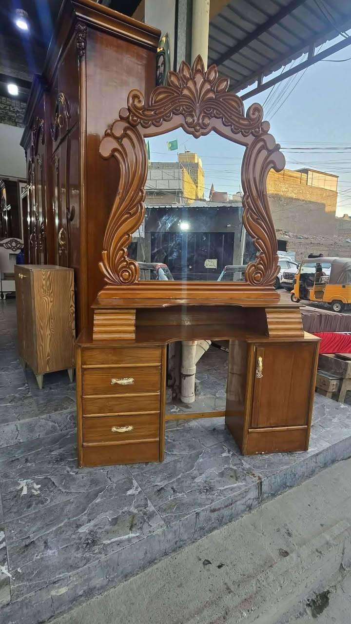 غرفه صاج للبيع السعر 650 متوفر نقل وشد
***********
